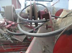 Combine Straw Spreader 004